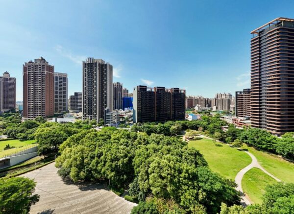 圖3: 中路特區20公頃公園綠地，純住宅生活氛圍，早已吸引周邊地緣退休族或是高科技高管爭相置產移居。