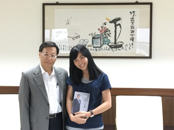 亞大國際競爭力強，學生出國表現佳 聽語系首屆畢業生，3年取得美國西北大學博士學位 - 