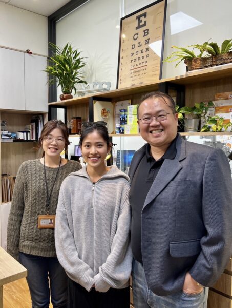 亞大國際競爭力強，學生出國表現佳 聽語系首屆畢業生，3年取得美國西北大學博士學位 - 