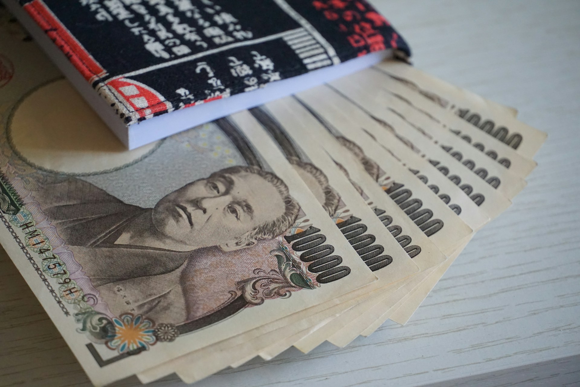 關稅利多點火，00949點火上攻、股價漲勢再起