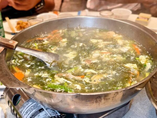 【美食報導】遼寧街夜市的人氣老店──鵝肉城活海鮮 - https://www.watchmedia01.com