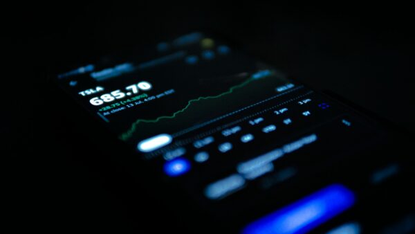 特斯拉還沒漲完！00983A帶你卡位下一波創新成長股 - https://www.watchmedia01.com