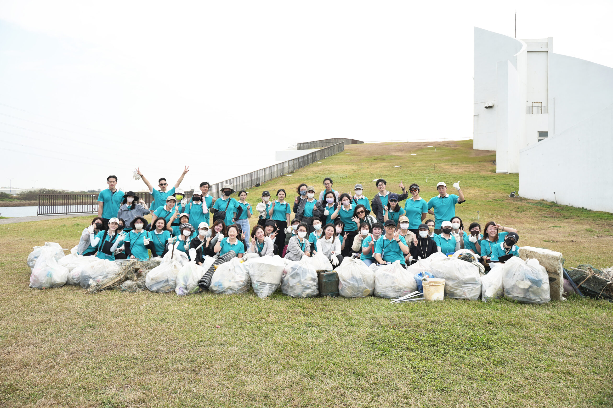「船井生醫」始終如一，淨灘環保衝第一！以實際行動愛地球，清除海廢達1,322公斤!