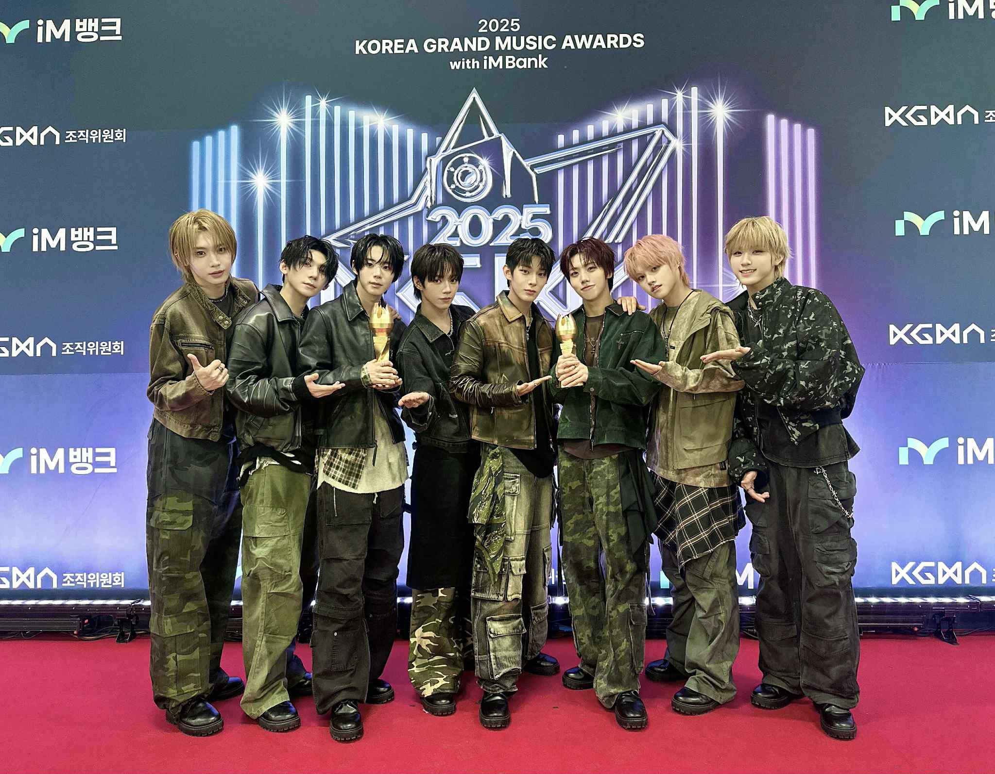 AHOF第二張專輯蟬聯「三冠王」 粉絲期盼志恩早日回到舞台