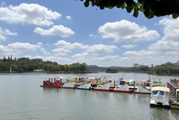 虎頭埤完成全台首例景區旅客碳足跡計算　太陽能船上路、碳排僅0.3公斤 - https://www.watchmedia01.com