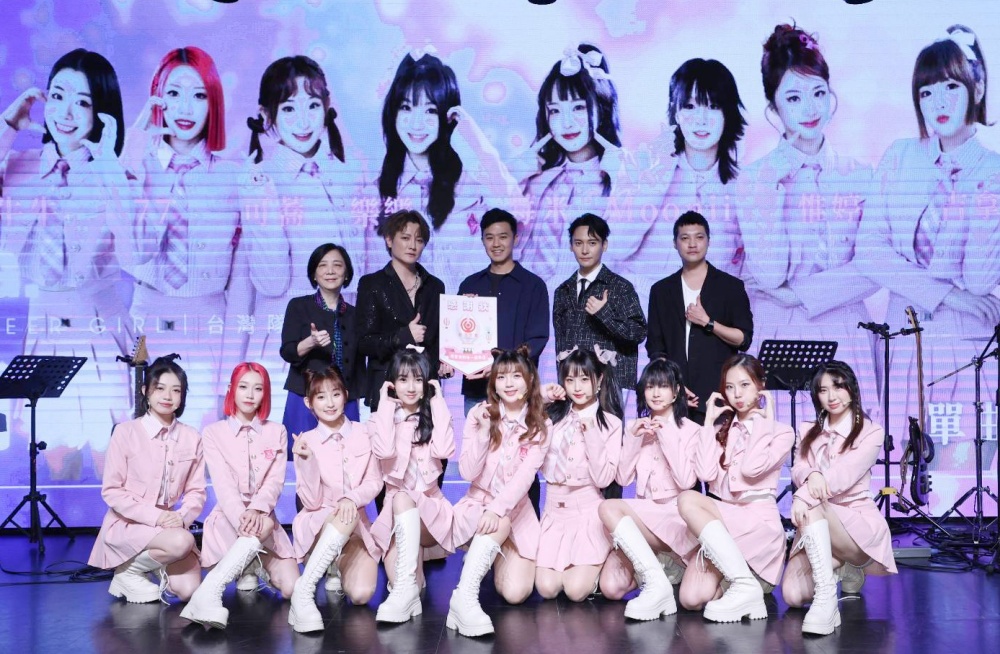 「記得愛聖誕公益」活動 阿沁發起創造更多正能量