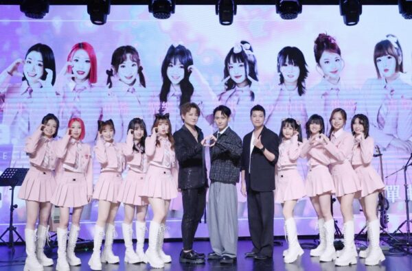 「記得愛聖誕公益」活動 阿沁發起創造更多正能量 - https://www.watchmedia01.com