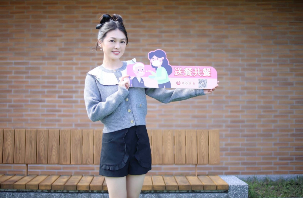 「蜜雪薇琪」蜜雪寒冬送暖 助獨居長者「永飽安康」