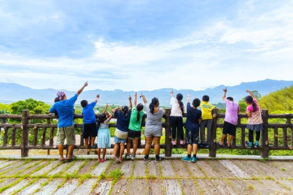 Bravo FM91.3展現公益品牌整合 愛基會融匯三十年善意力量 陪伴偏鄉孩子走得更遠 - https://www.watchmedia01.com