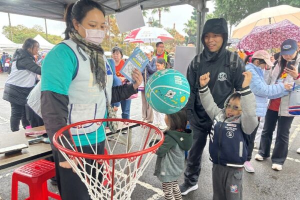 一同祈福RUN!林口路跑千人響應 親子同樂闖關趣 - https://www.watchmedia01.com