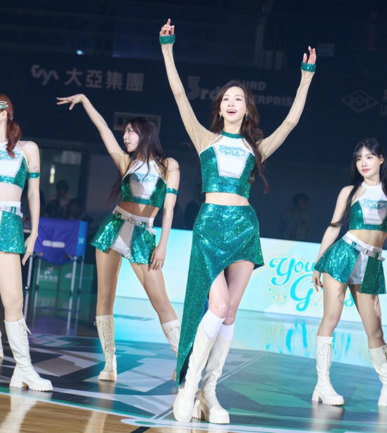 林志玲驚喜現身新竹主場 復華應援洋基工程:主動卡位台灣未來明日之星